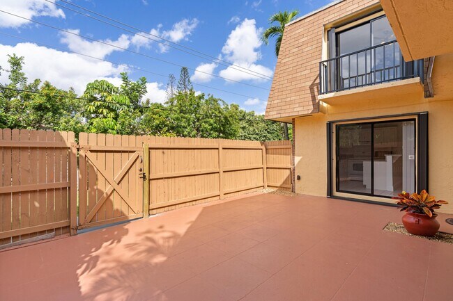 Photo - 226 Alemeda Dr