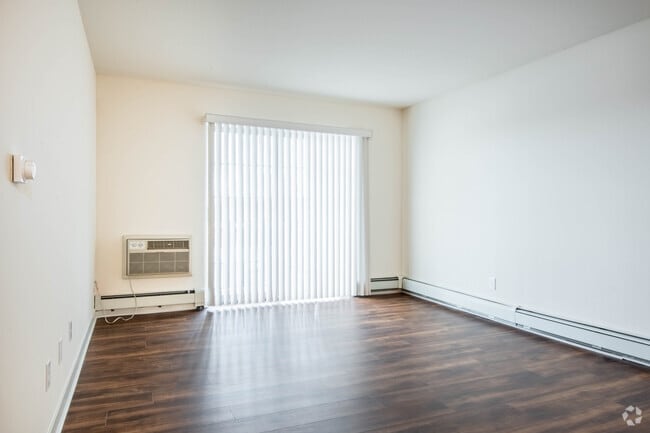 1HAB, 1BA - 750 ft²