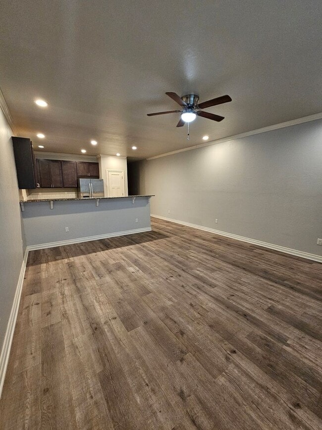 Photo - 106 Castro St