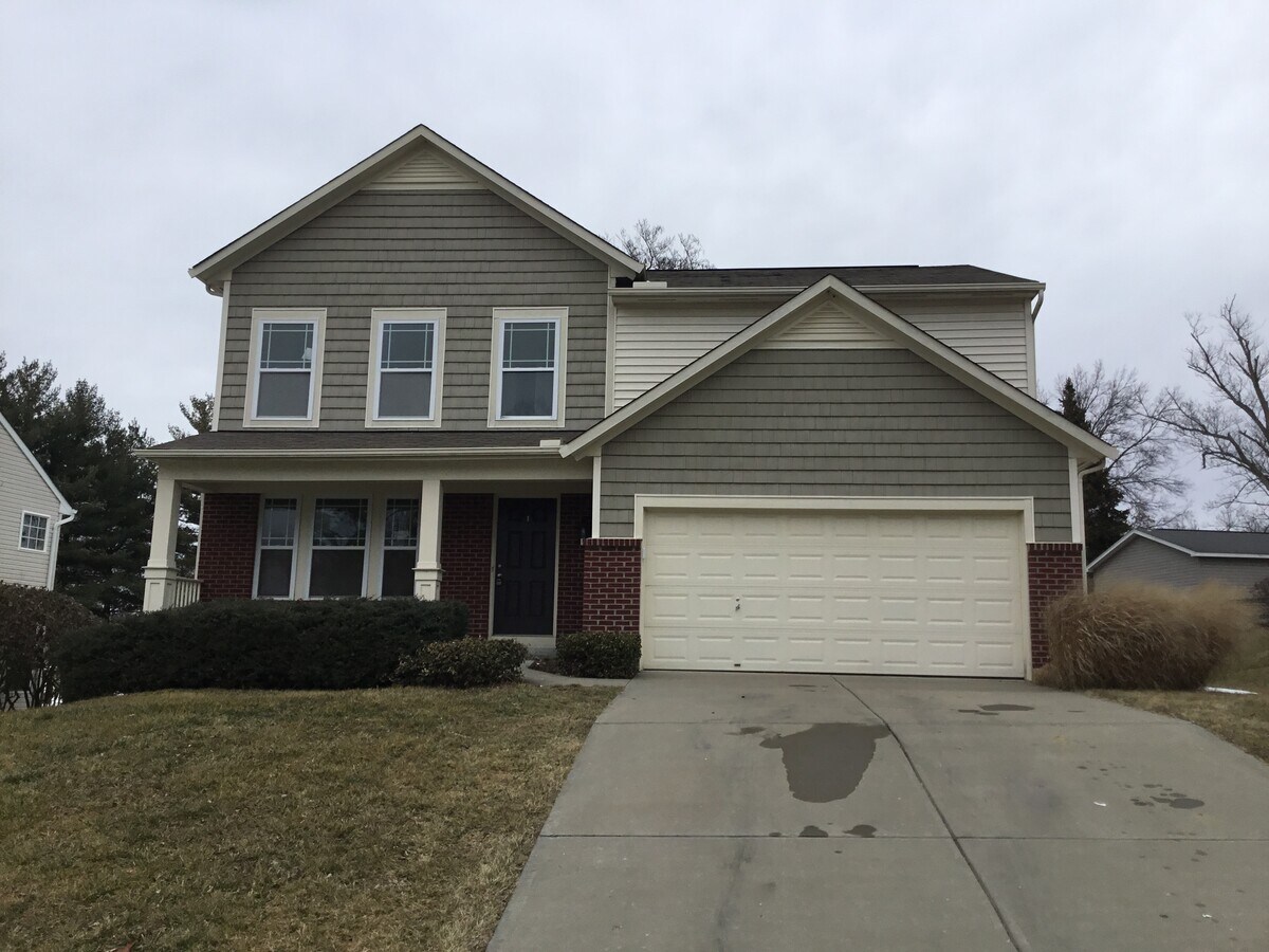 Photo - 170 N Main St