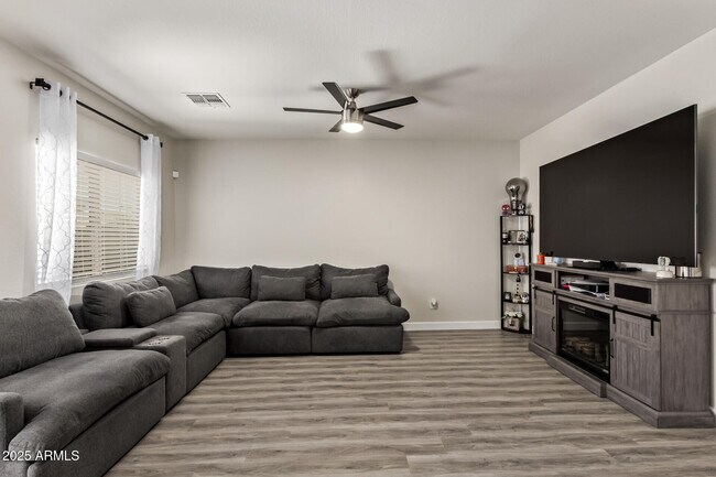 Photo - 11204 W Mobile Ln