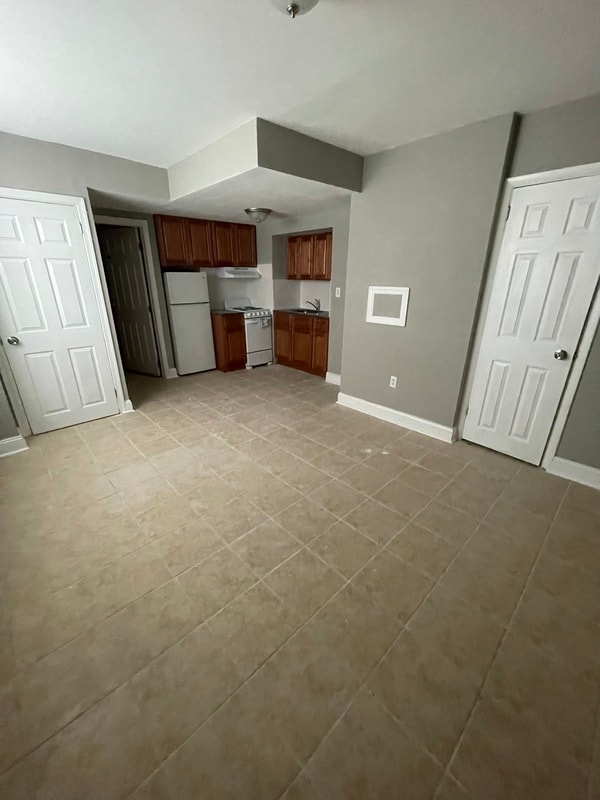 Photo - 2909 Garrett Rd