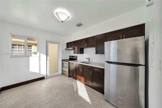 Photo - 3471 SW 3rd St