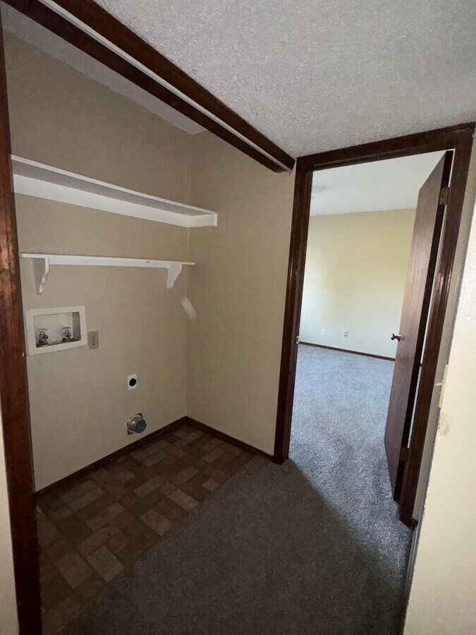 Photo - 702 NE 11th St