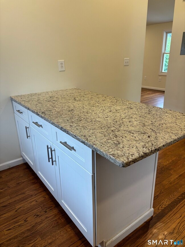 170 Short Beach Rd
