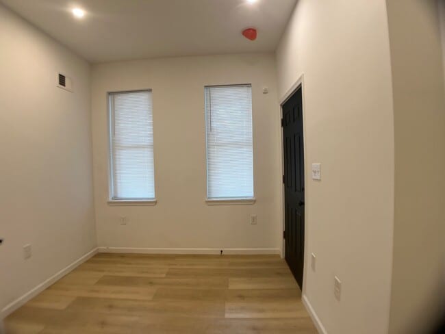 Photo - 3010 N Marvine St