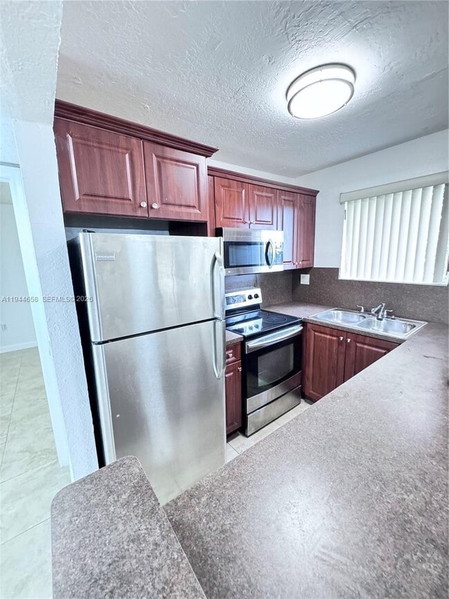 Photo - 6225 SW 131st Ct Unit 104