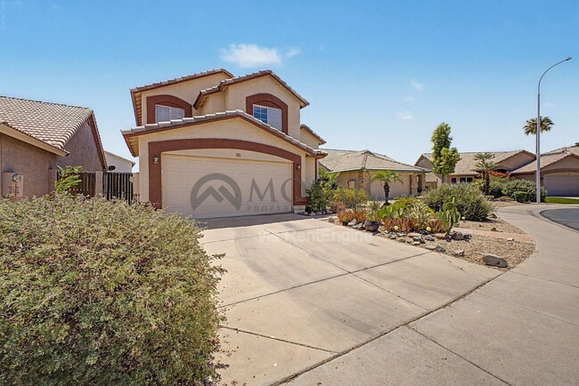 Photo - 820 N Granada Dr