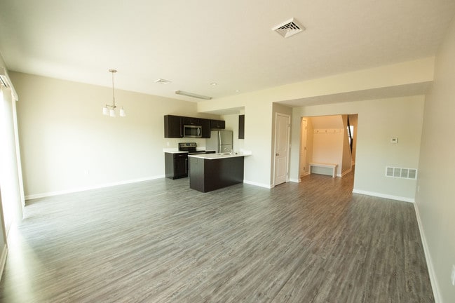 The Townhomes @ Stonebriar Glen