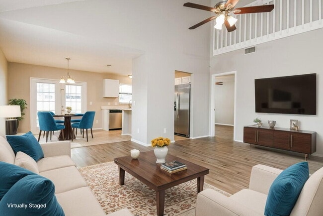 Photo - 10019 Creekwater Blvd