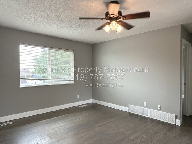Photo - 1250 Chiricahua Dr