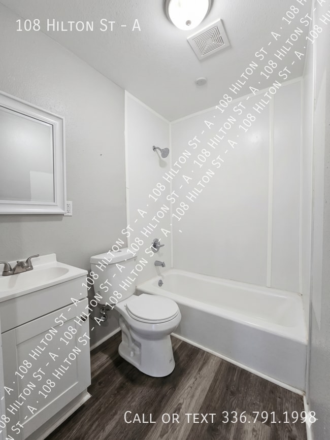 Photo - 108 Hilton St