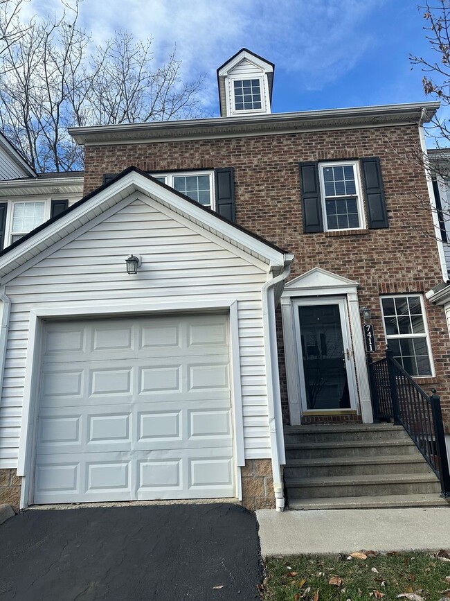 Beautiful Worthington Townhome! - Beautiful Worthington Townhome!