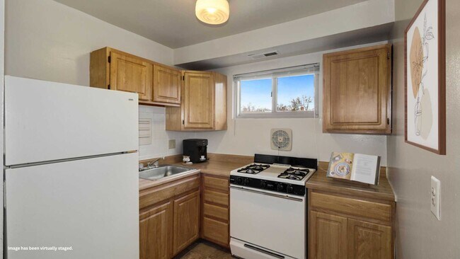 Barclay Square Apartments