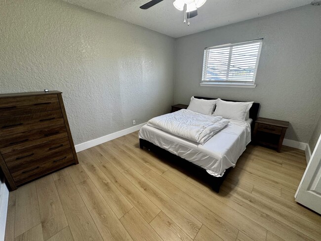 Photo - 1710 10th St