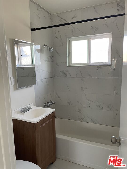 Photo - 1963 17th St Unidad 5