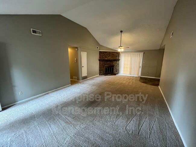 Photo - 6324 Woodgreen Dr