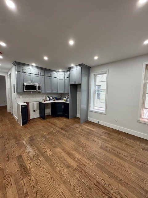 Building Photo - 275 E 55th St Unit 1