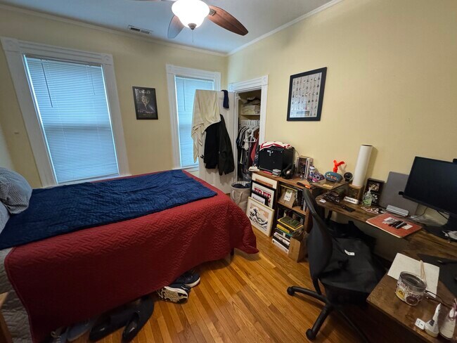 Photo - 176 Elm St Unidad 4