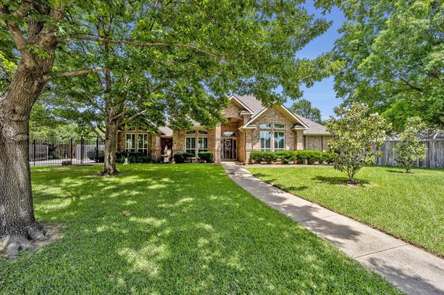 Photo - 5403 Linden Ct House