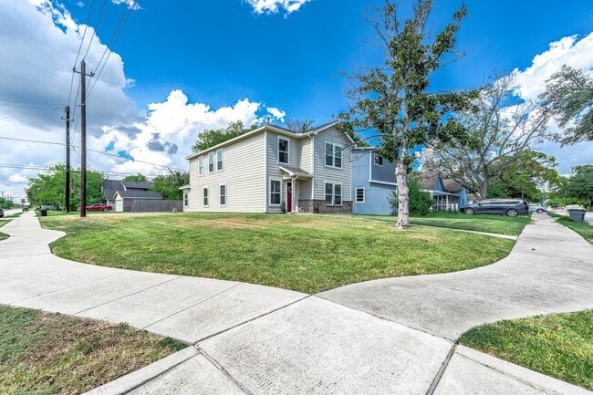 Photo - 426 S 4th St