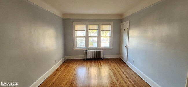 Photo - 914 Beaconsfield Ave Unidad 4