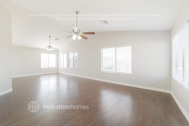 Photo - 9528 N 92nd Dr