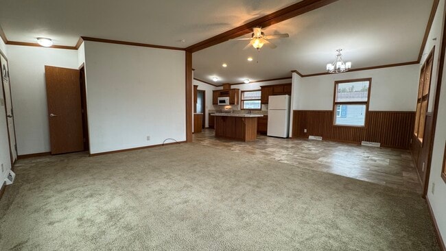 Photo - 2215 Osprey Pl NW