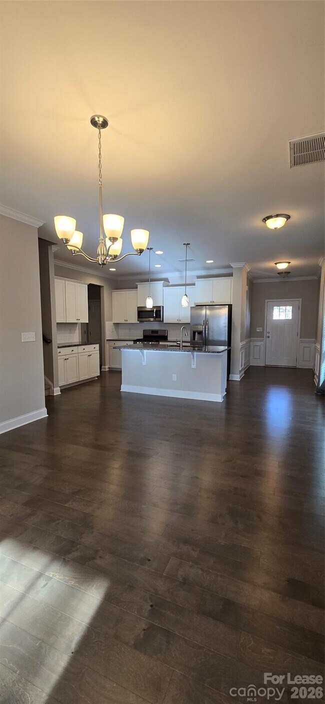 Photo - 990 Pennington Dr