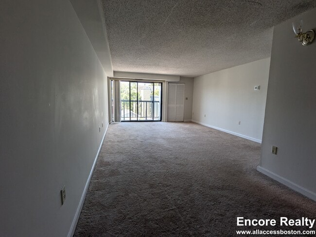 Building Photo - 34 Elmer St Rental