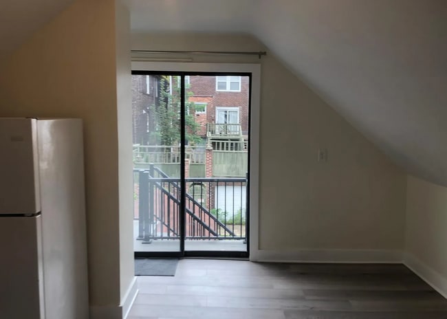 Photo - 2303 Murray Ave Unit #3