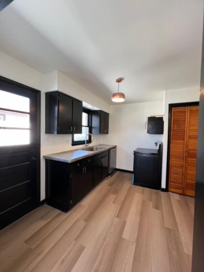 Photo - Charming 2BR Apartment Near Downtown Urbana + Garage