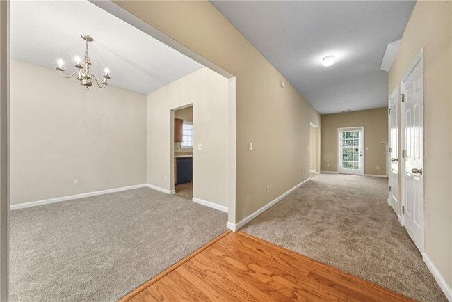 Photo - 4750 Ferncrest Pl