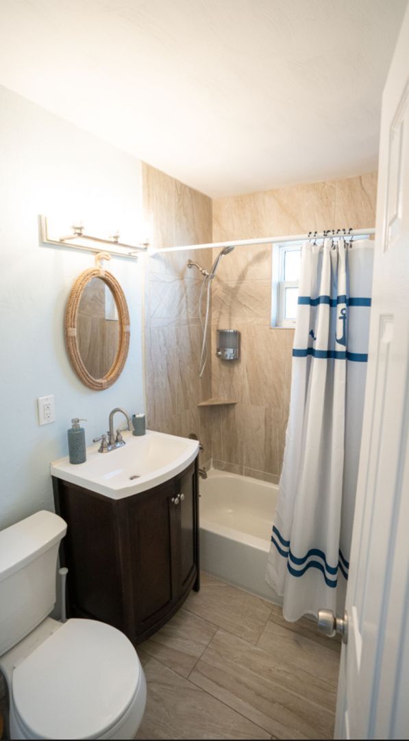 Photo - Charming 2 bedroom 1 bathroom beach side home