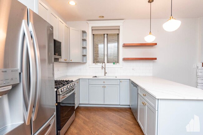 Photo - 2014 W Augusta Blvd Unit 1