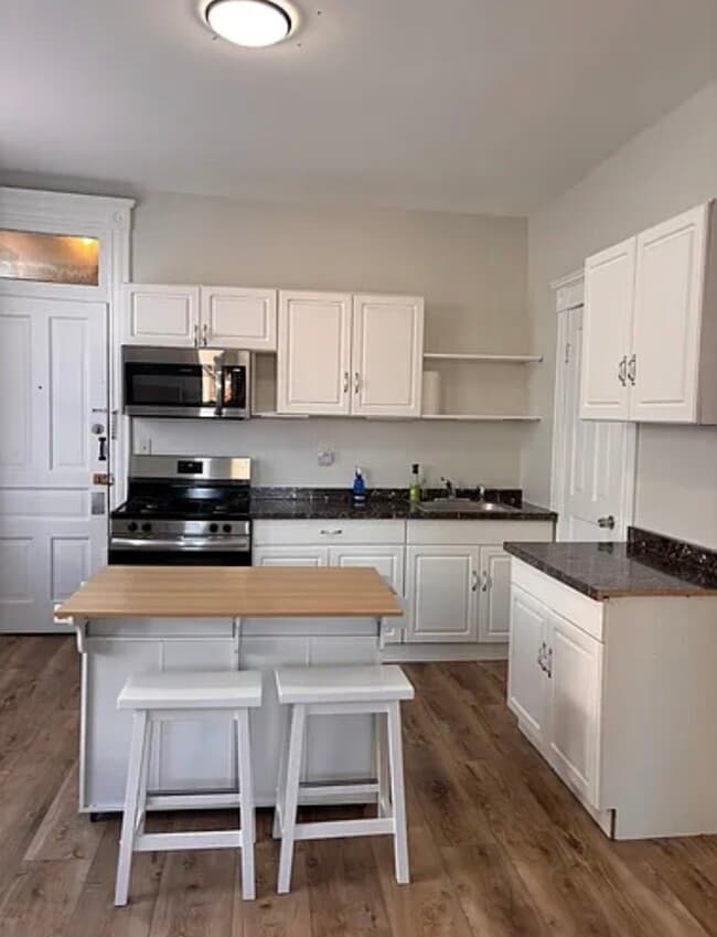 Photo - 1533 W 17th St Unit 3F