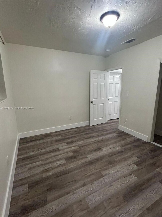 Photo - 2931 NW 47th St Unit 2931