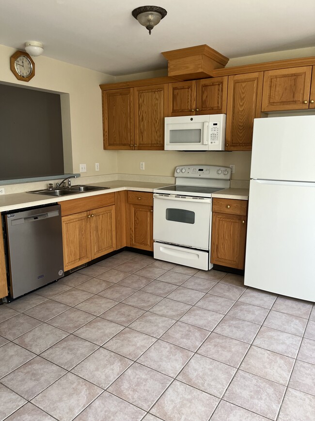 Photo - 1536 Highland Ave