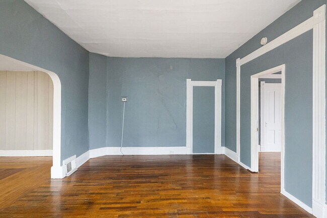 Photo - Apartment Near Downtown Muskegon Unit 1