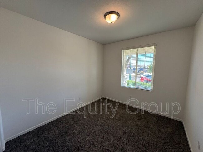 Photo - 1620 W Porter Ave