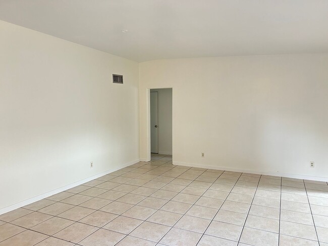 Photo - Nice 3 bedroom 2 bathroom House In Apopka