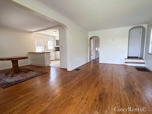 Photo - 3901 E Galbraith Rd