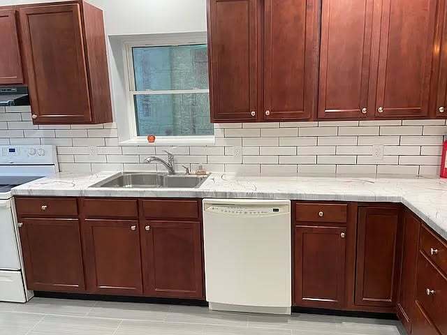 Photo - 520 N 53rd St (Philadelphia, PA)
