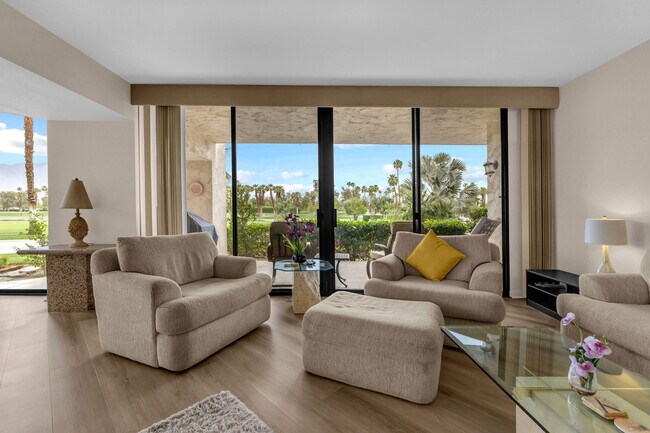 Photo - 910 Island Dr Unit 112