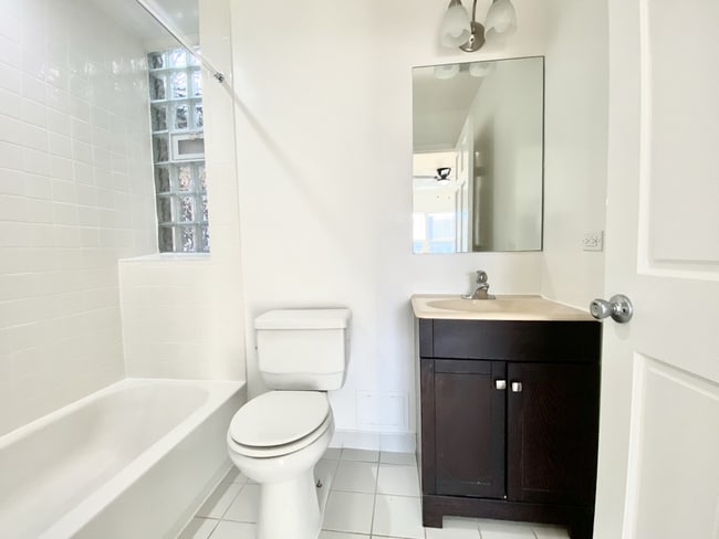 Photo - 1012 W Sunnyside Ave Unidad 2