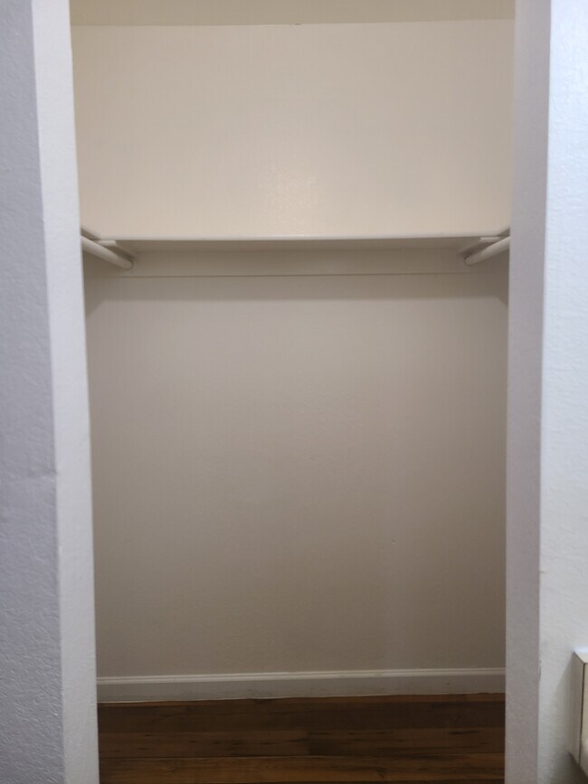 Photo - Desert Palms Apartments