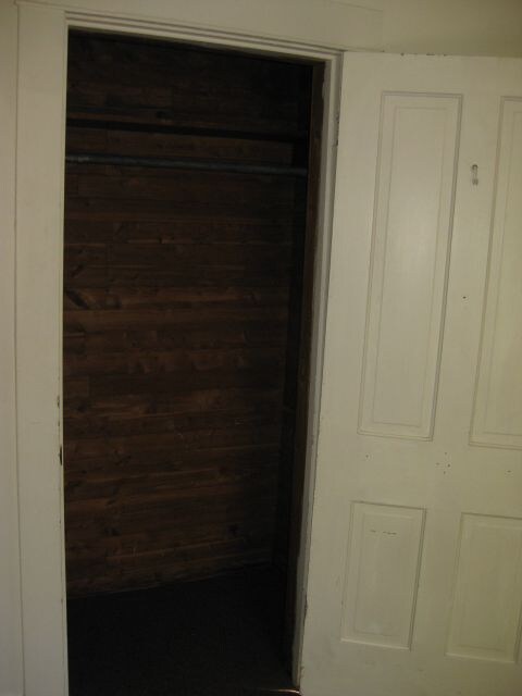 Photo - 221 N Chestnut St