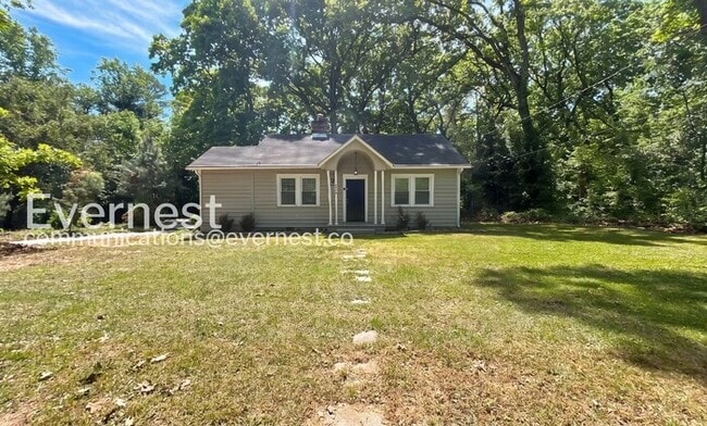 Building Photo - 887 Ellis Rd