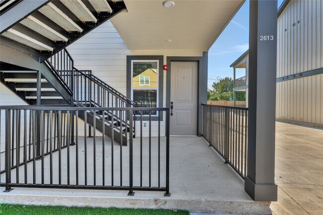 Photo - 2613 Delafield St Unit 101