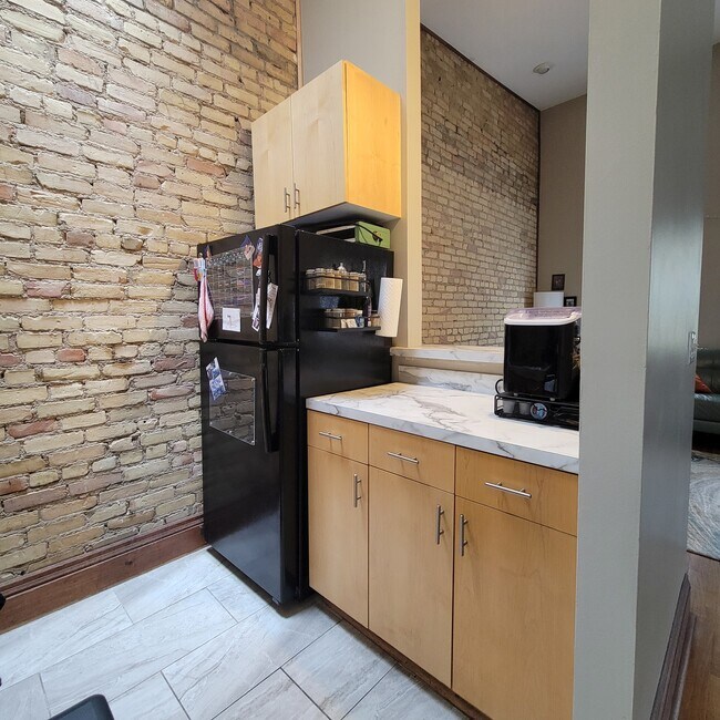 Photo - 326 E 18th St Unit 3265
